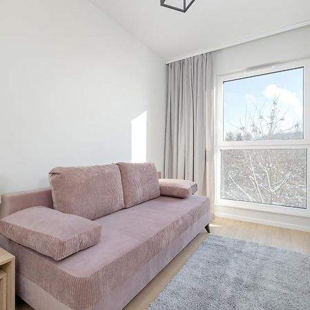 Bright Apartment Park Lotnikow Near Tauron Arena Krakow By Noclegi Renters 외부 사진